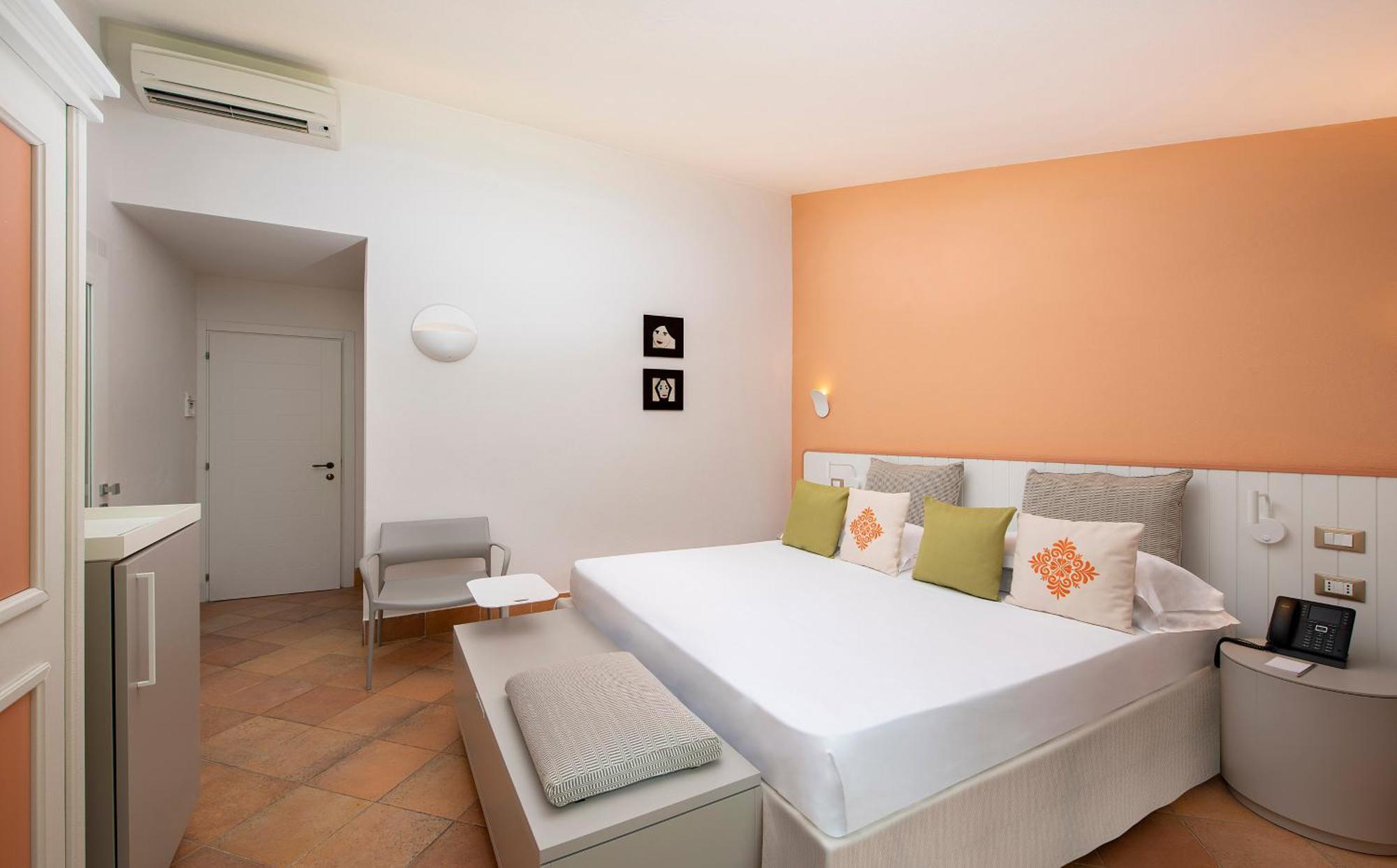 Chia Laguna - Hotel Village Kamer foto